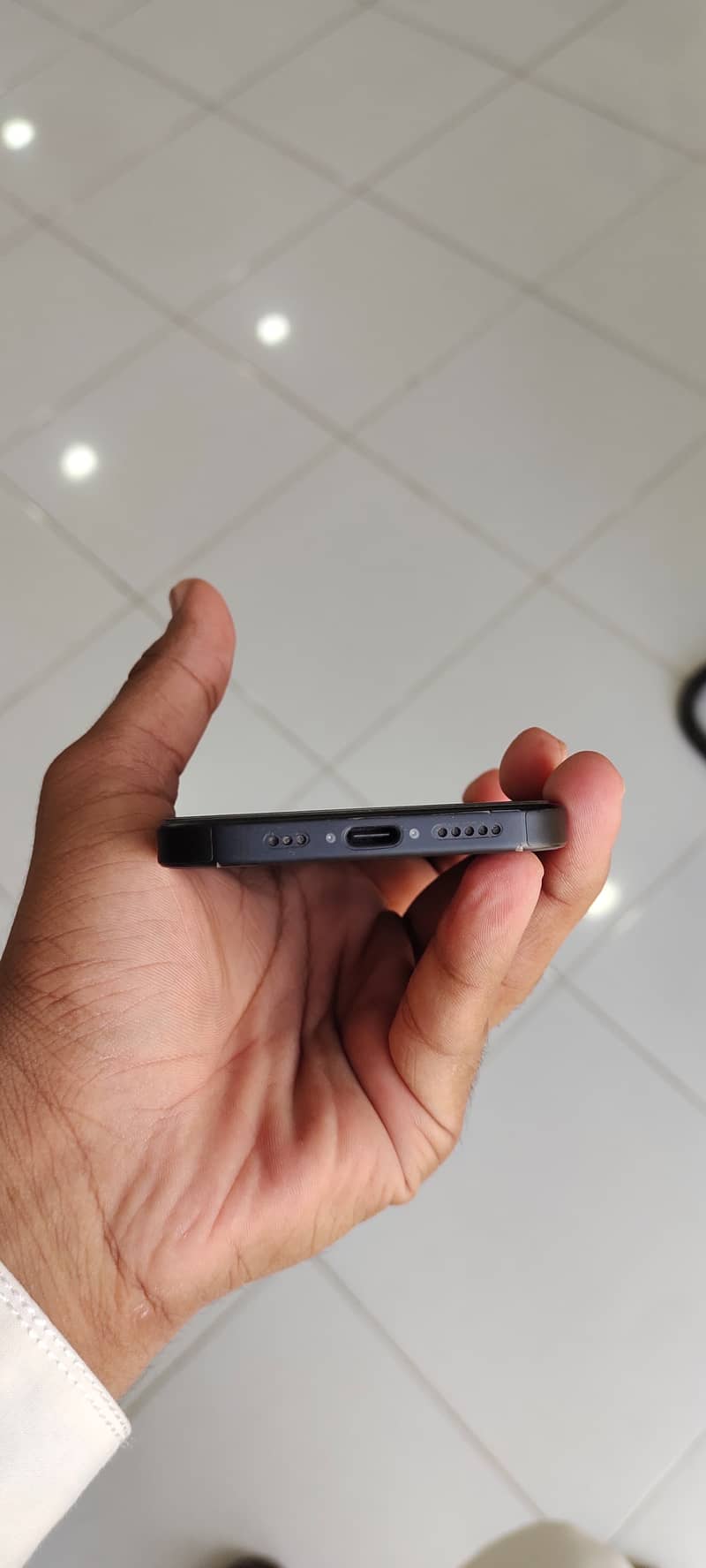 Apple iPhone 15 2