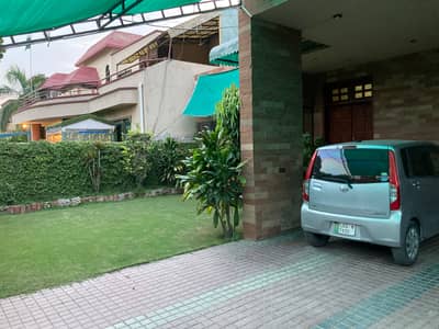 1 Kanal VIP House for sell Hot Location In Johar Town G3 Reasonable price