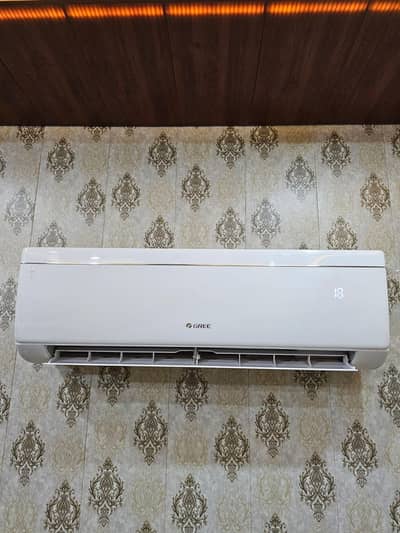 Gree DC inverter heat and cool T3 model urgent for sale
