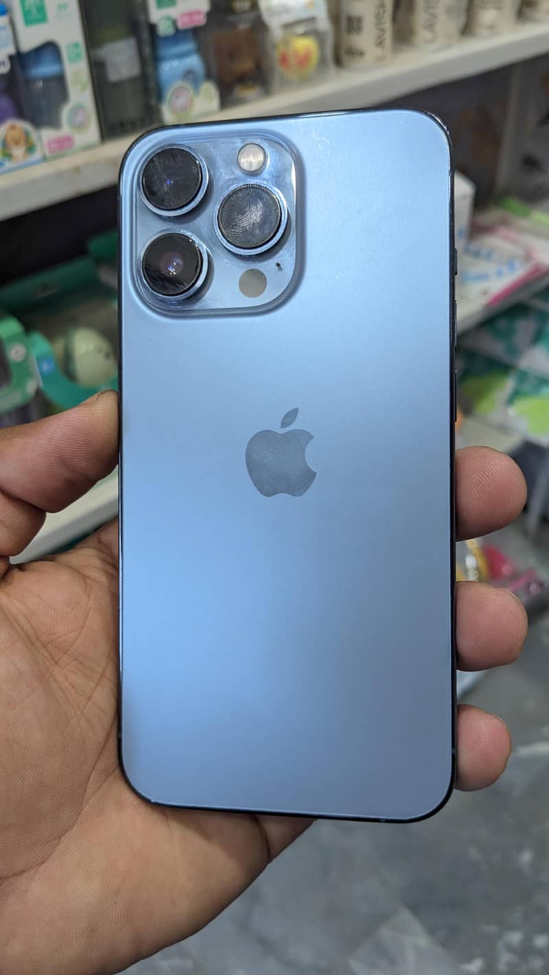 Apple iPhone 13 Pro 0