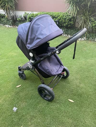 Baby bee pram