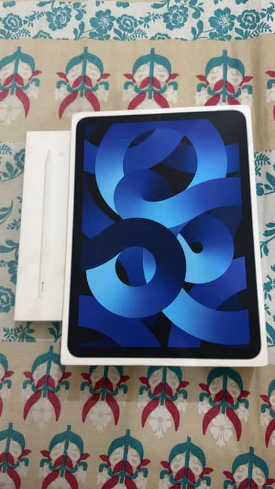 IPAD AIR 5th GEN WITH APPLE PENCIL(2nd GEN)