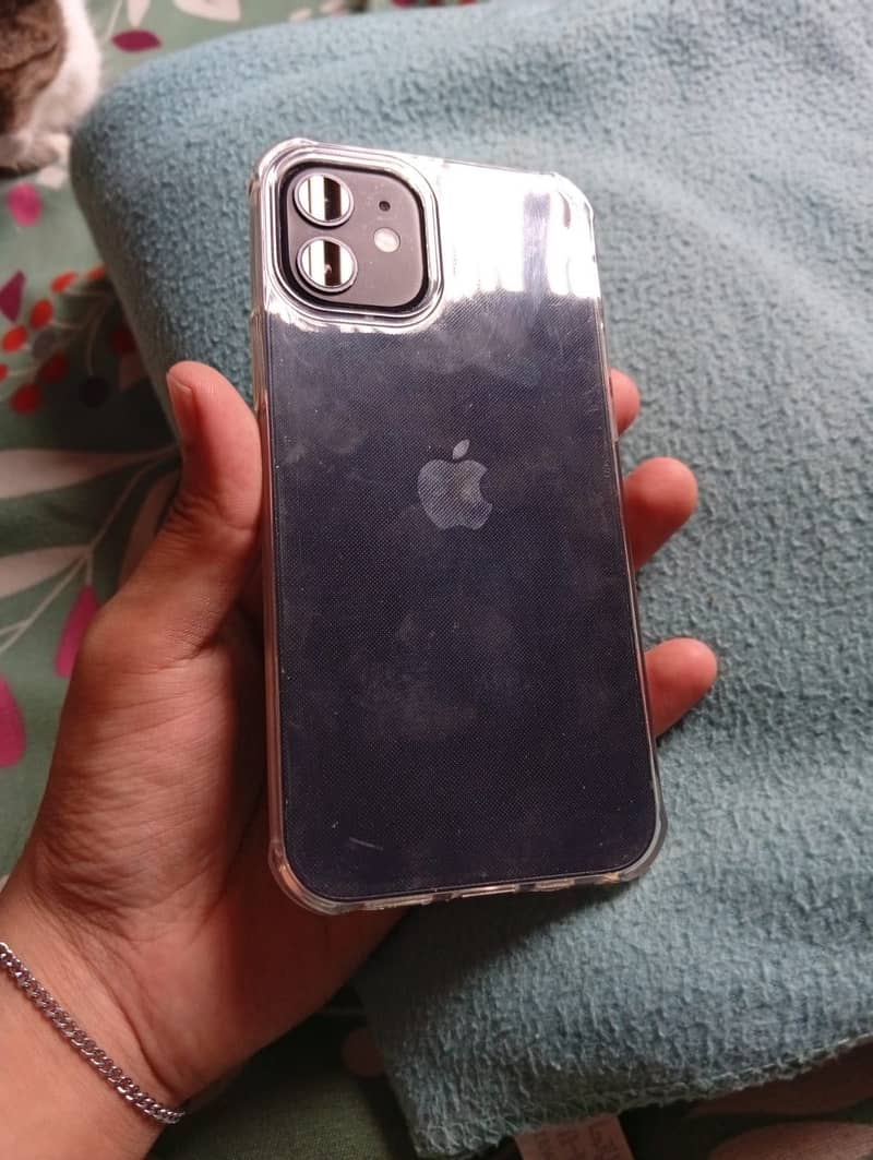 Apple iPhone 12 1