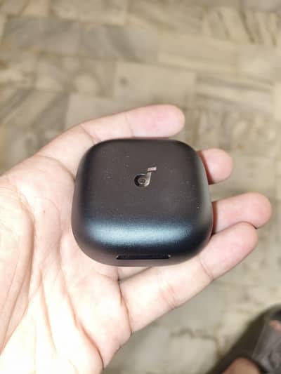 R60i NC Earphones