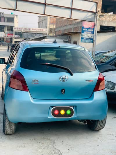 Toyota Vitz 2005