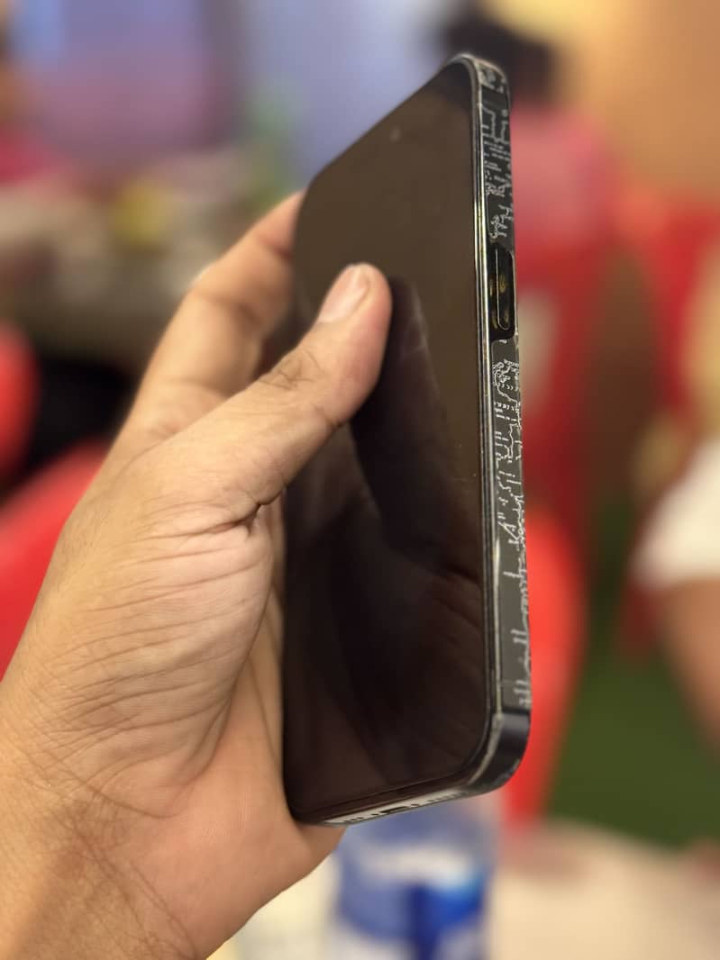Apple iPhone 14 Pro 1