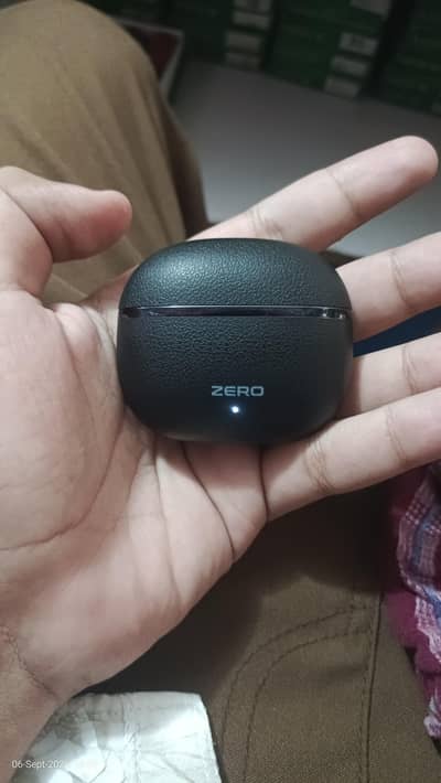 ZERO NEBULA EARBUDS NEW