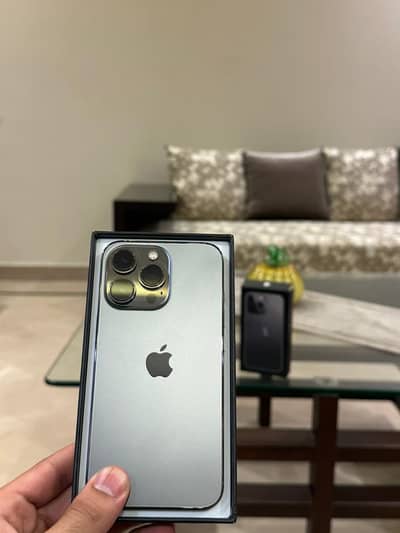 Apple iPhone 13 Pro factory unlocked 256 waterpack with box