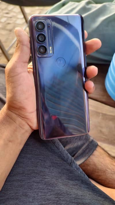 Motorola Edge 2021
