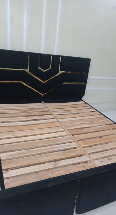 king size Double Bed With Out Mattress