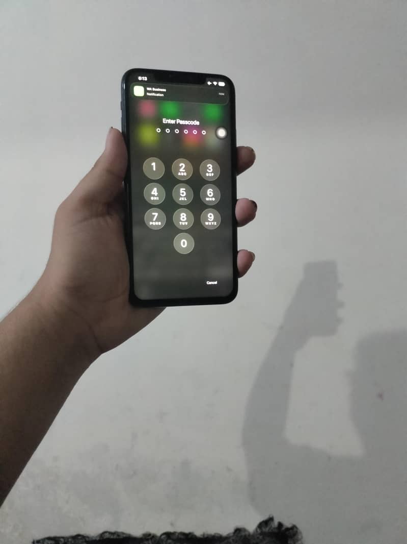 Apple iPhone 11 Pro Max 2