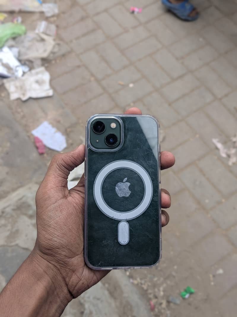 Apple iPhone 13 3