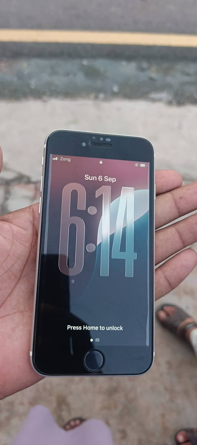 Apple iPhone SE 2