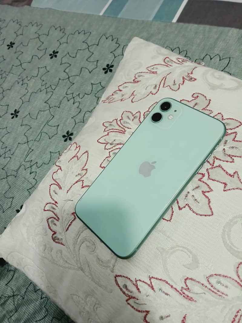 Apple iPhone 11 2