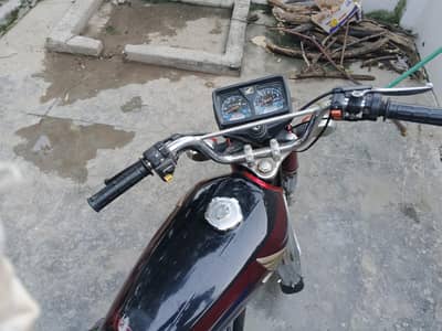 Honda 125 neat and clean no work required just buy and drive