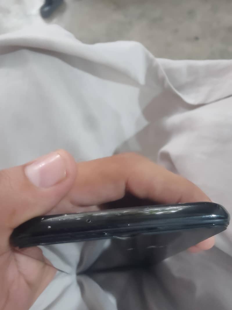 One Plus 6T 5