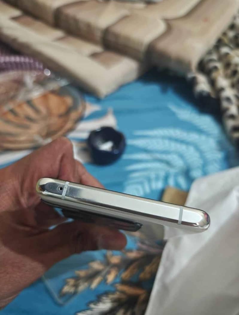 One Plus 10 Pro 3