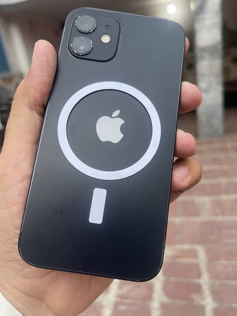 Apple iPhone 12 2