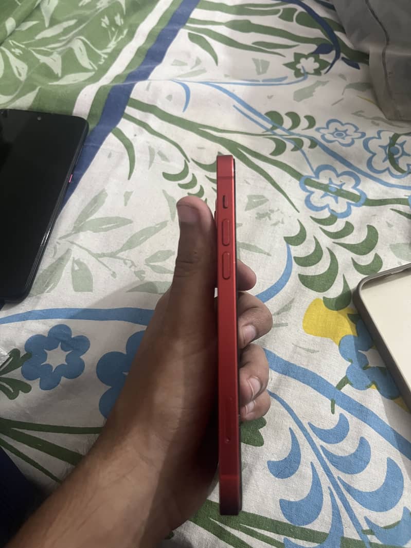Apple iPhone 12 2
