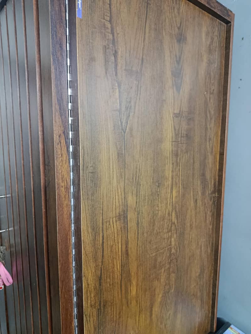 2 door wardrobe 3