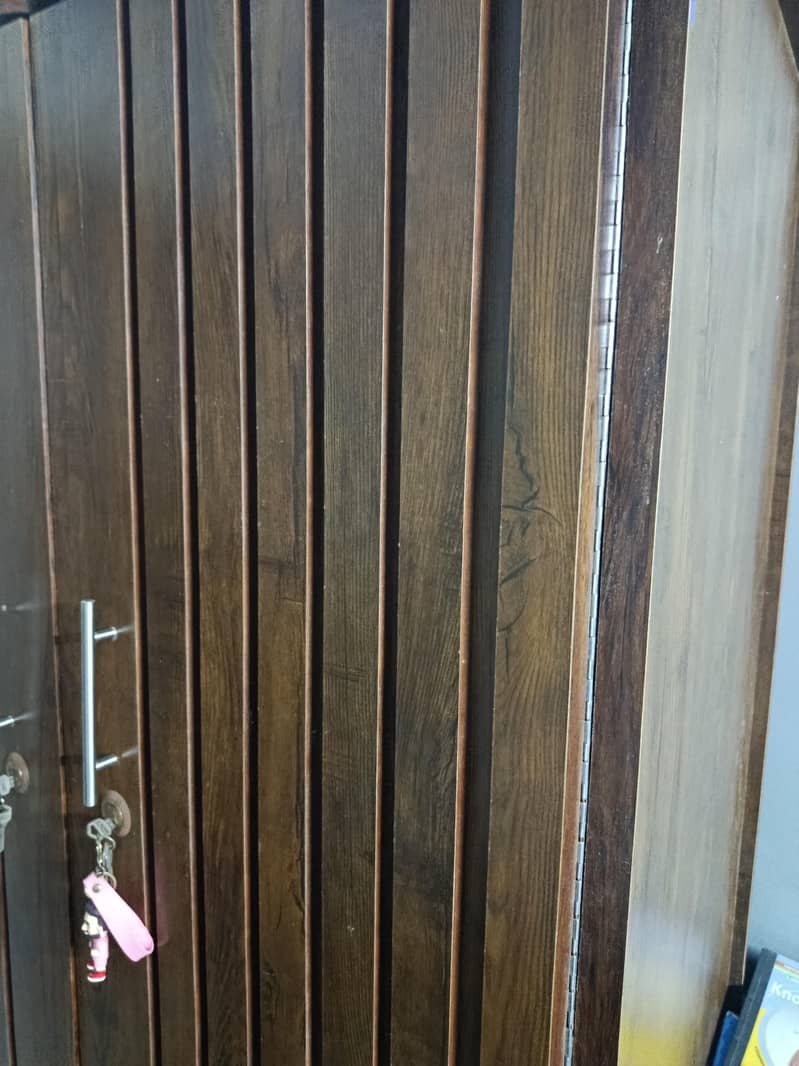 2 door wardrobe 4