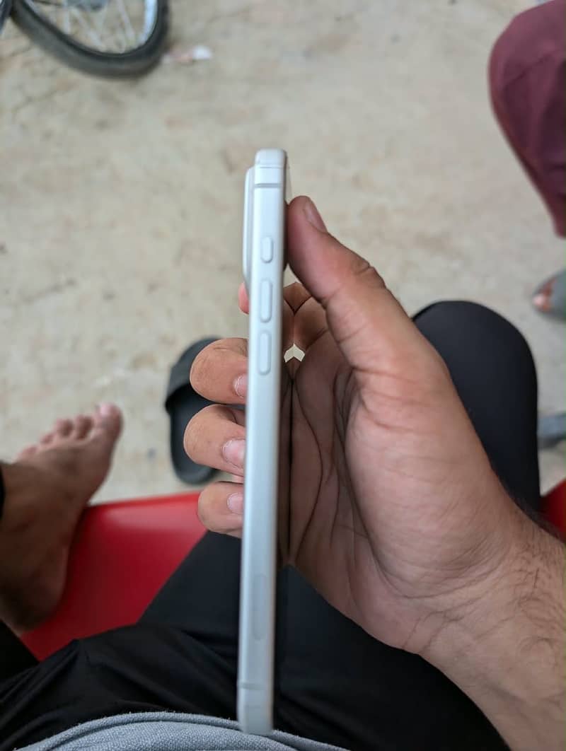 Apple iPhone 17 Pro Max 2