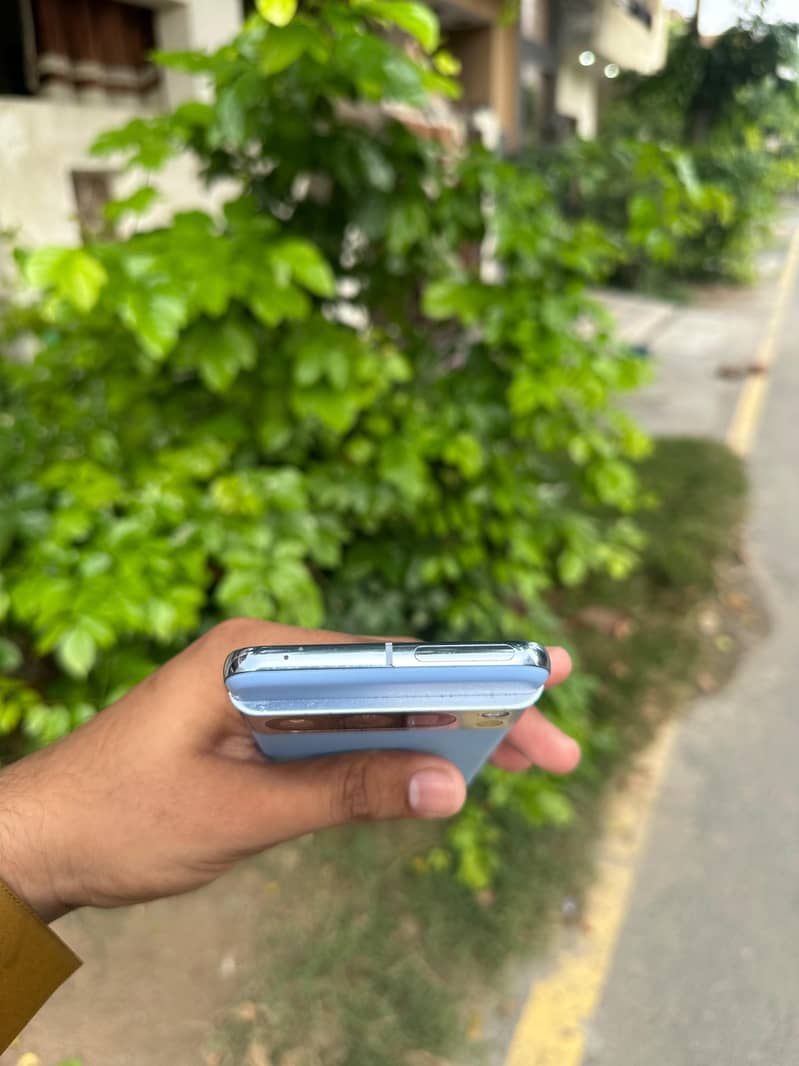 Google Pixel 8 Pro 2