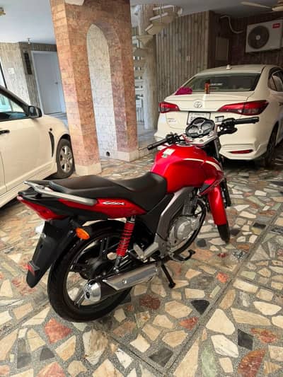 Suzuki GS-125 2024