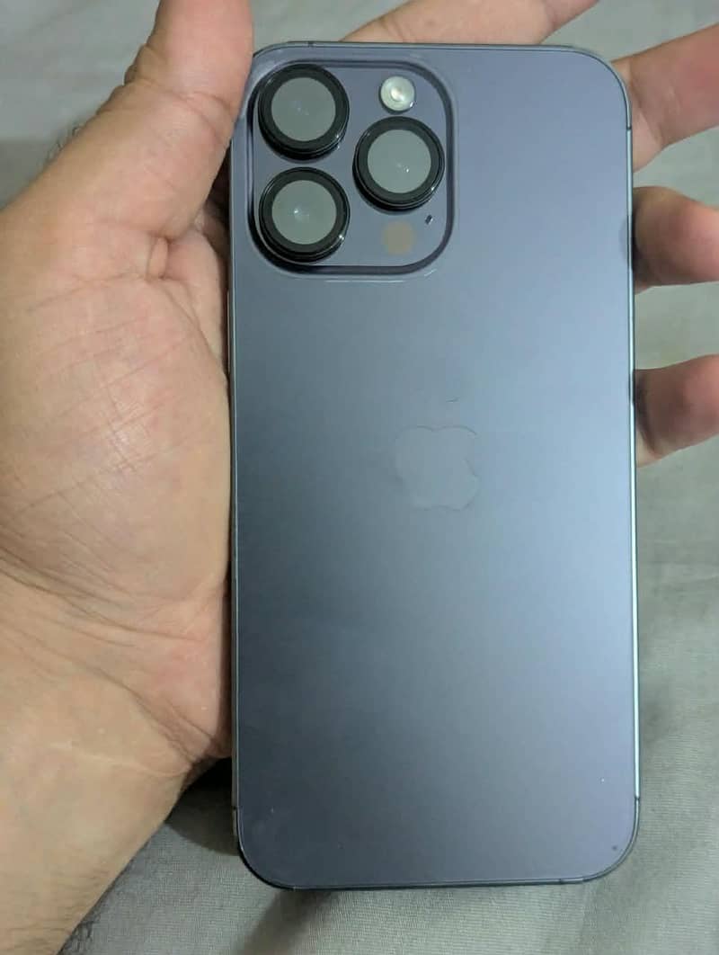 Apple iPhone 14 Pro Max 1