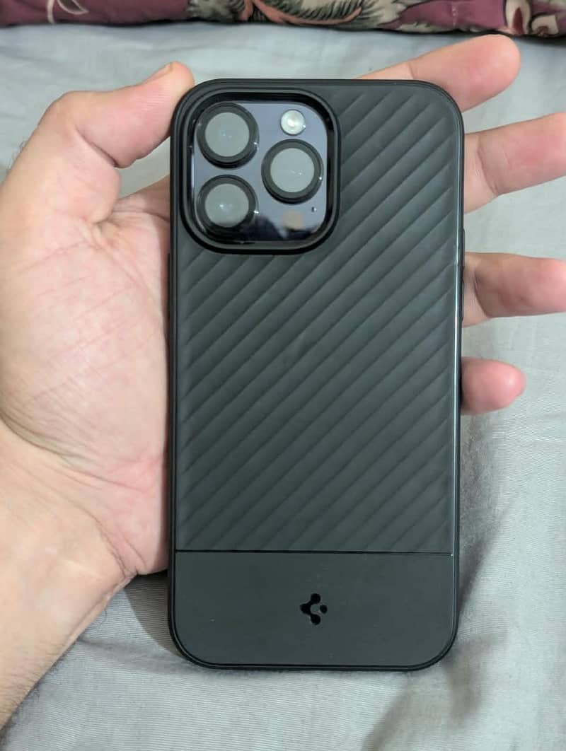 Apple iPhone 14 Pro Max 4