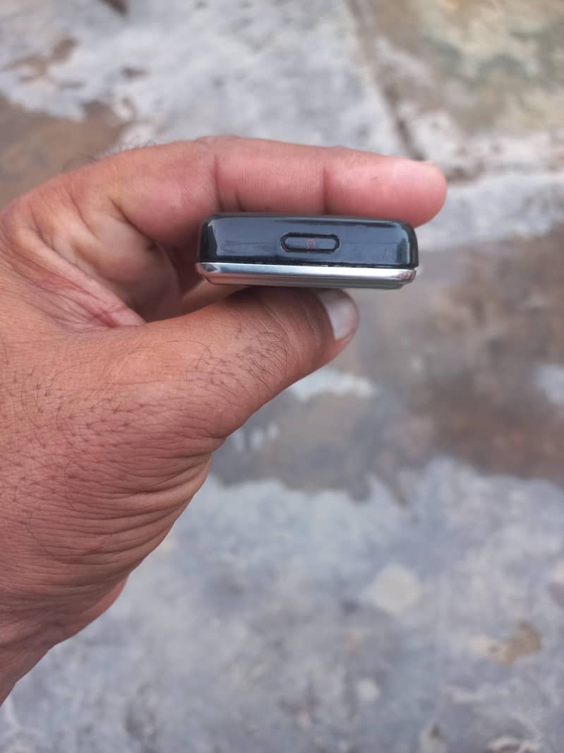 Nokia 6300 4