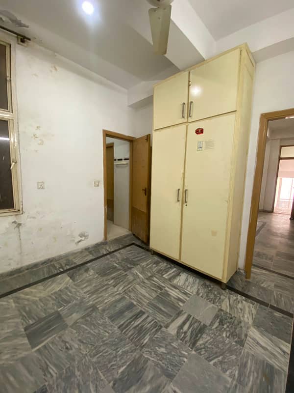 2 bed bachelor flat for rent 0