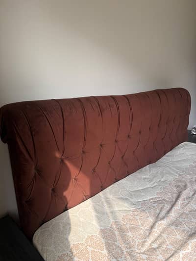 Bed set for urgent sale