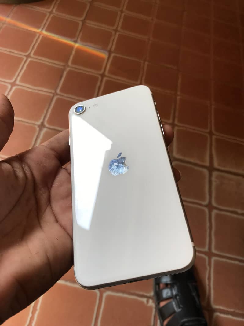 Apple iPhone SE 1
