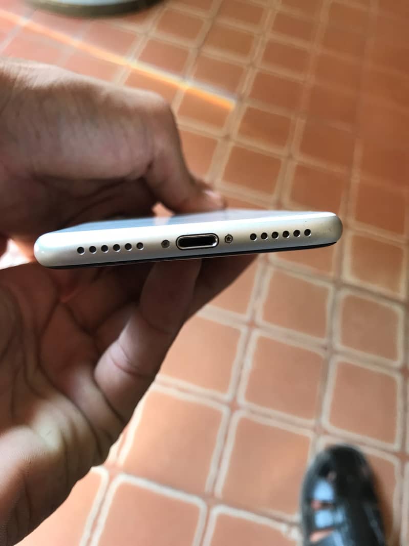 Apple iPhone SE 4