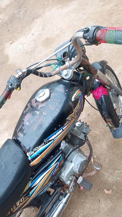 CD 70 motorcycle 2022 model 5 month registration  Union star