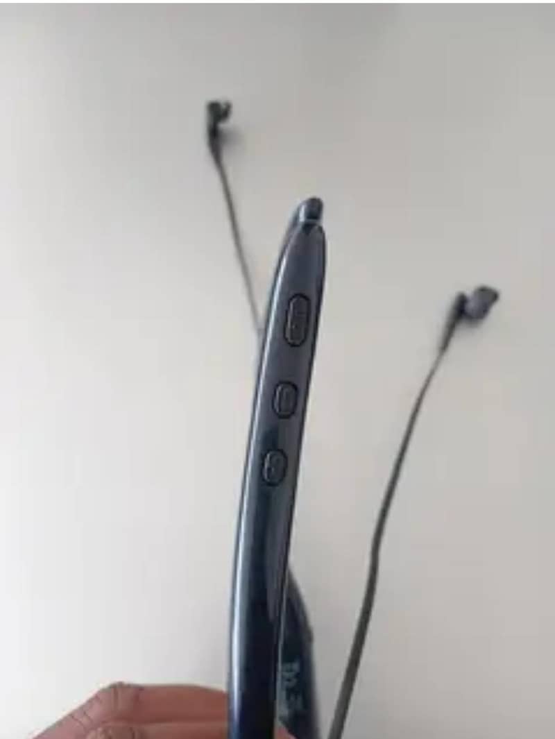 samsung Level U 4