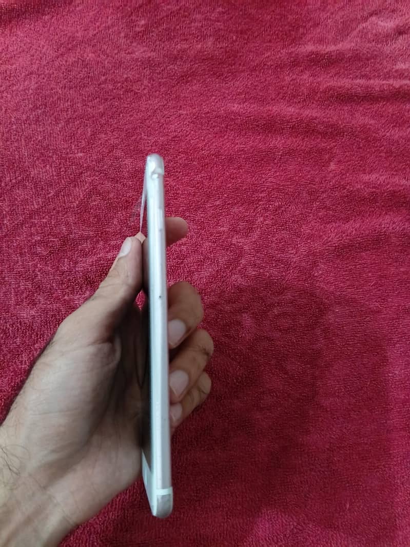 Apple iPhone 6S Plus 3