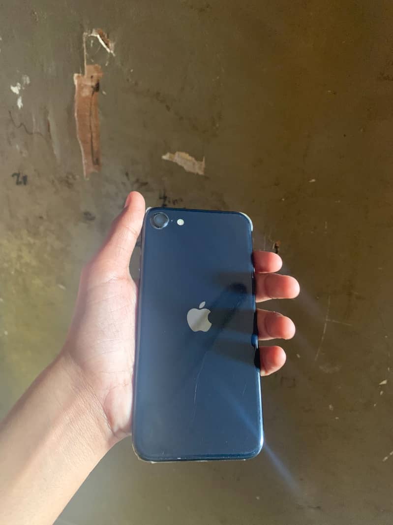 Apple iPhone SE 0