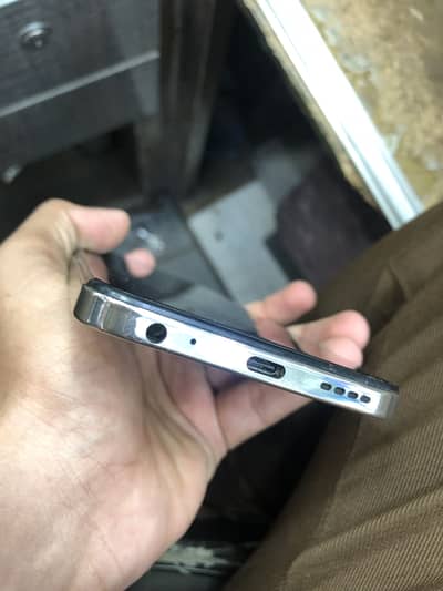 Infinix Hot 40i