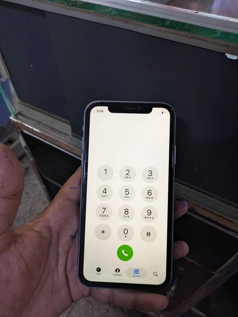 Apple iPhone 11 3