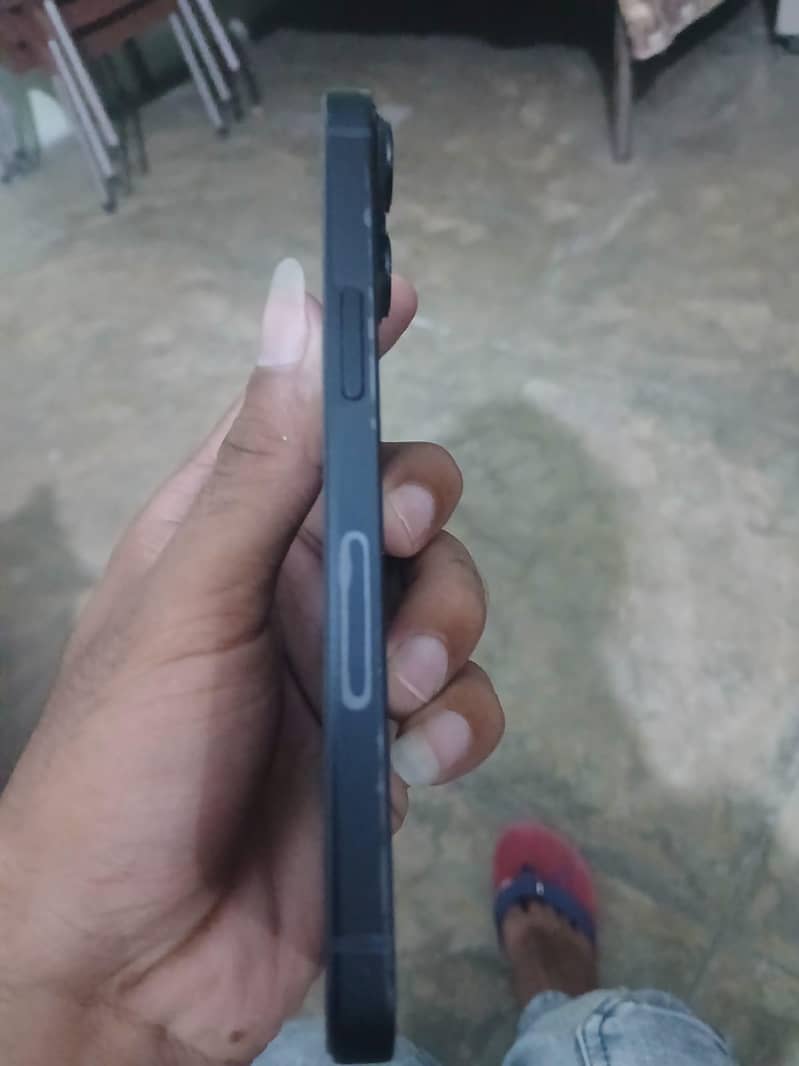 Apple iPhone 14 2