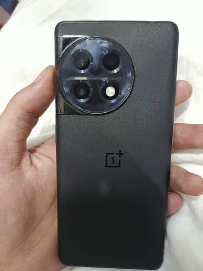 One Plus 11R