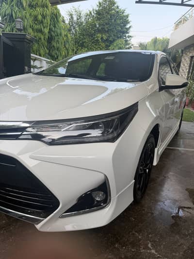 Toyota Altis Grande 2025