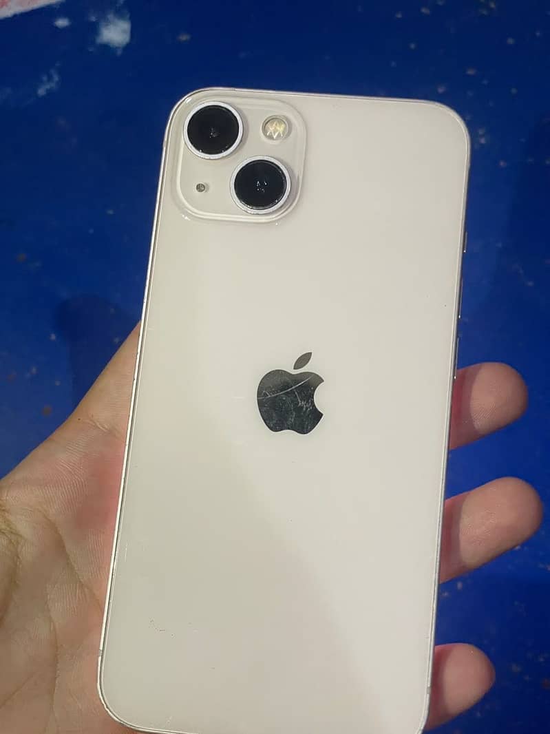 Apple iPhone 13 2