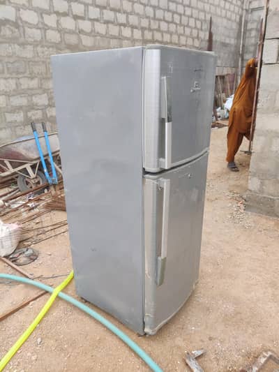 Dawlance Freezer For Sale – Rs. 42,000