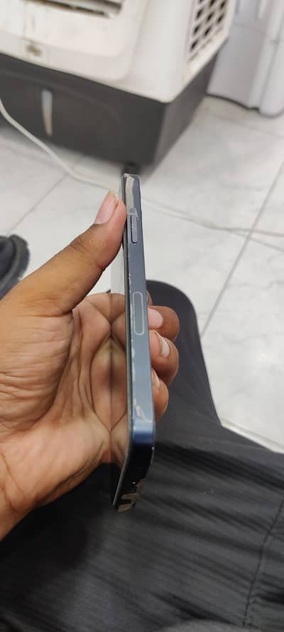 Iphone 12 factory unlock