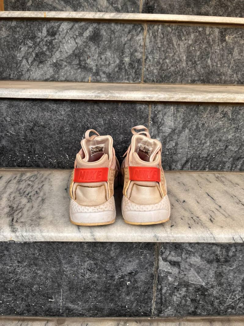 nike used 3