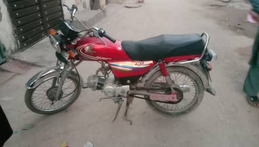 Honda CD 70 urgent sale
