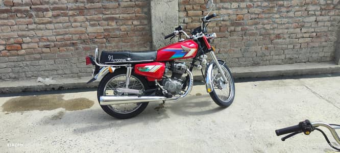 Honda 125 median in Japan full genius ingentin 10 by 10 condition